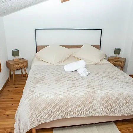 Refuge Sous Les Toits Appartement