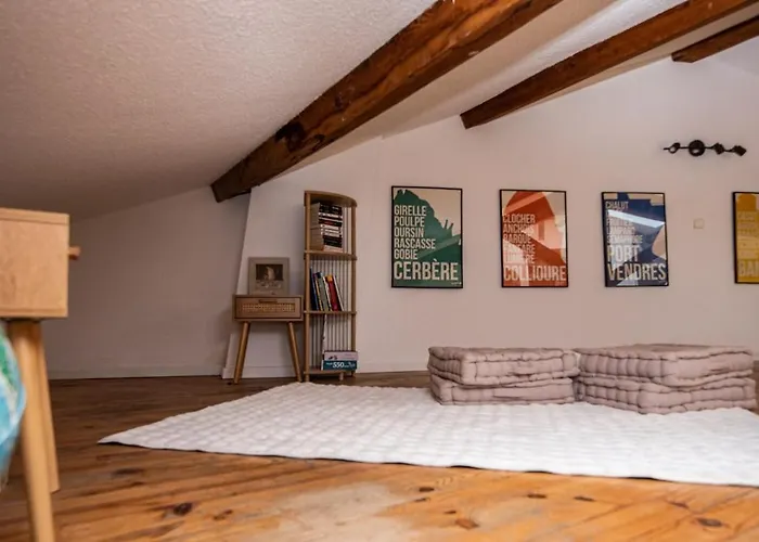 Refuge Sous Les Toits Apartment *